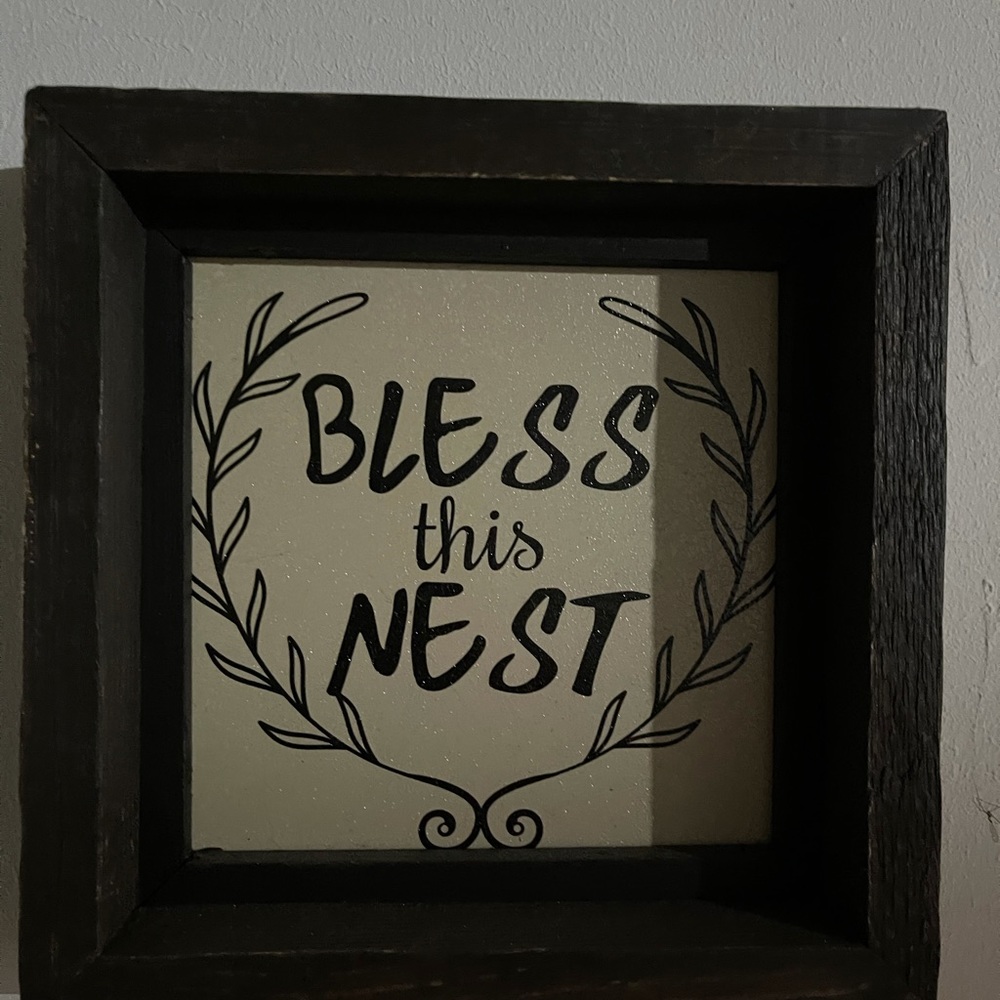 Primitive wall hanging